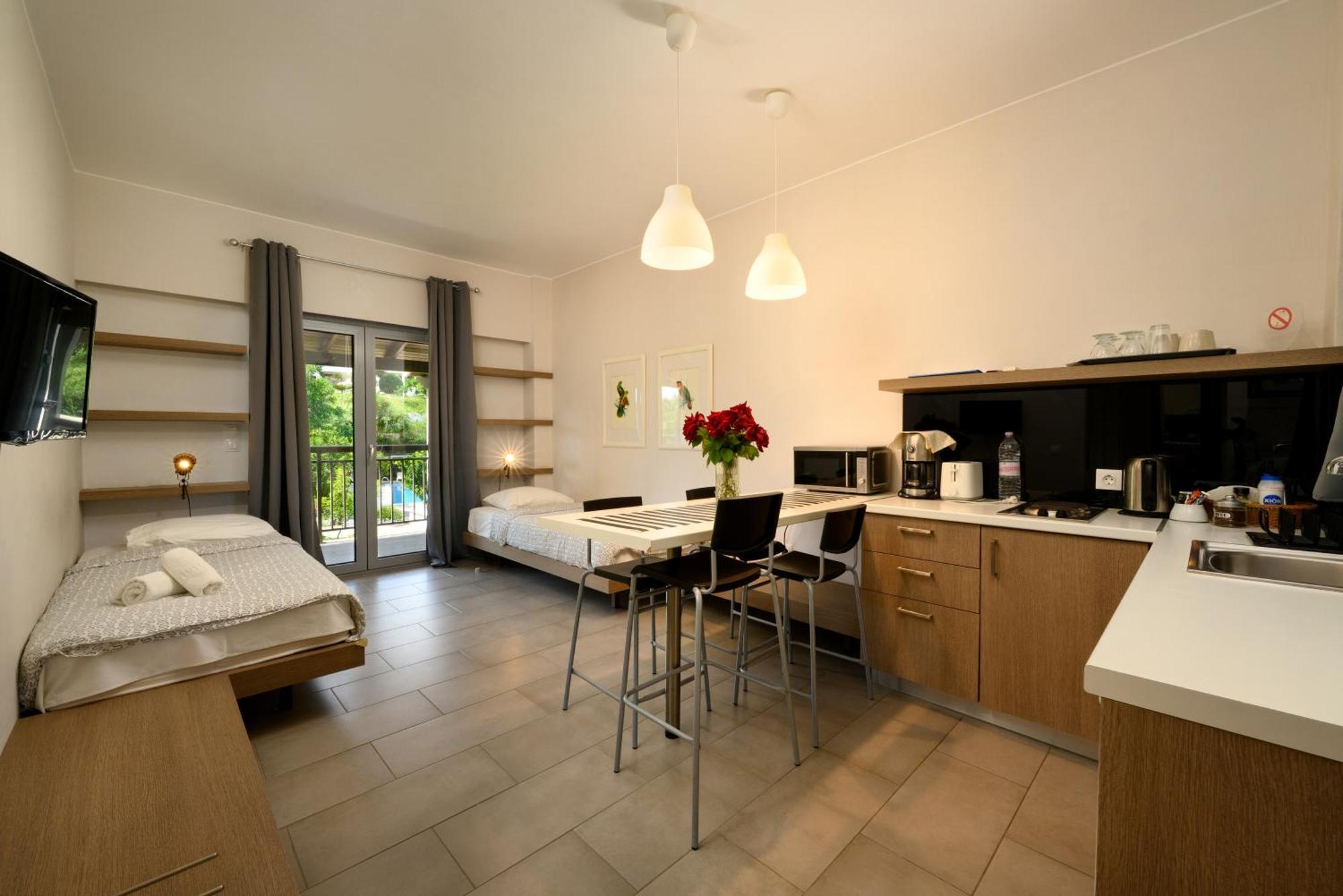 Orange Grove Suites เวนิทเซส ภายนอก รูปภาพ
